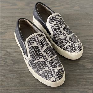 Vince Women’s Shoes sz. 6